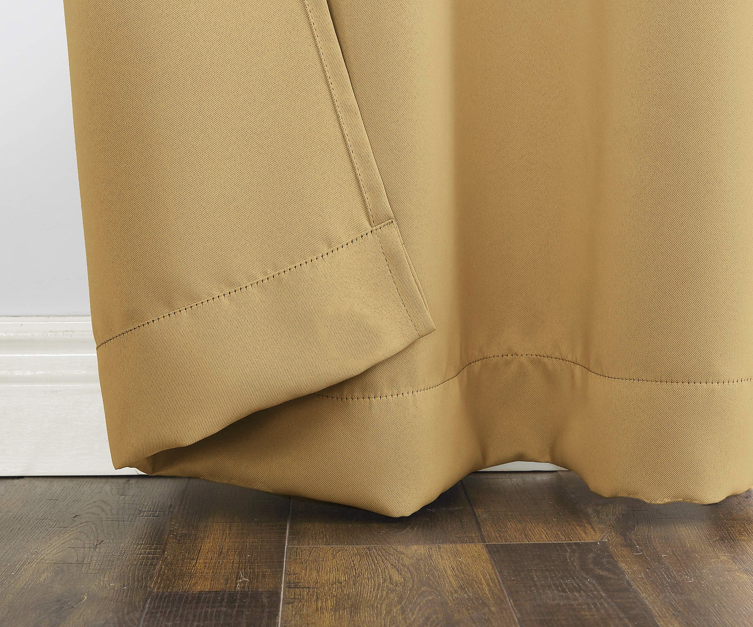 Set of 2 Blackout Solid Polyster Grommet Curtains