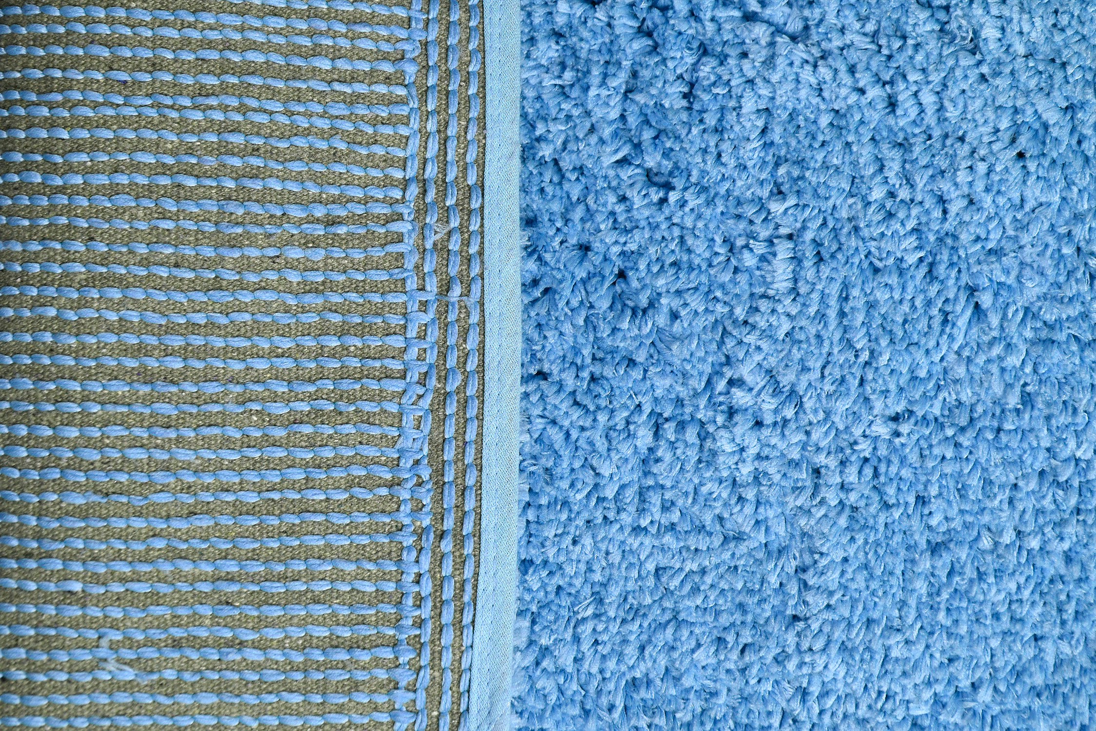 Soft Microfiber Anti Slip Bathmat, Aqua