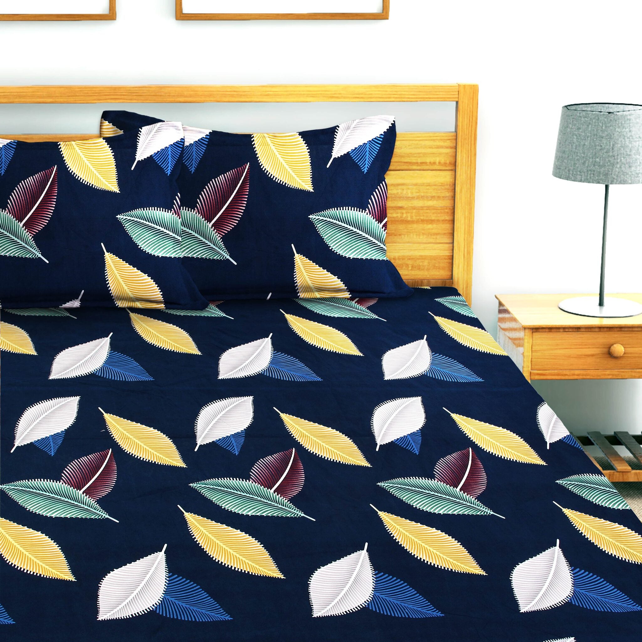 Glace Cotton Abstract Flat Double Bedsheet with 2 Pillow Covers