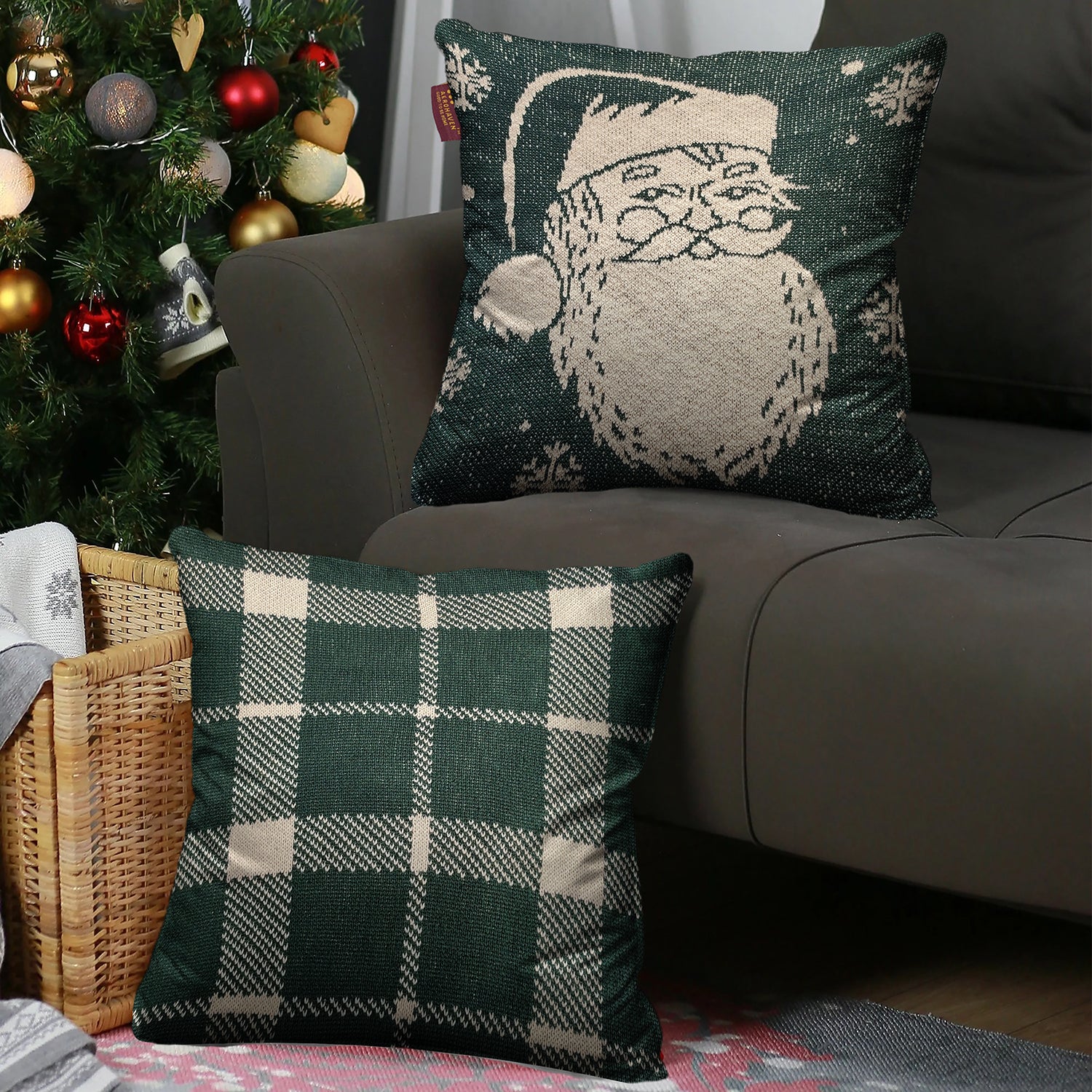 Set of 2 Christmas Designer Knitted Decorative Throw Pillow/Cushion Covers