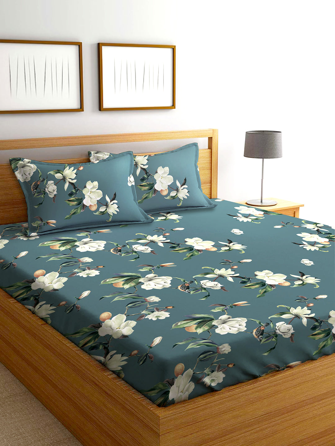 Glace Cotton Abstract Flat Double Bedsheet with 2 Pillow Covers