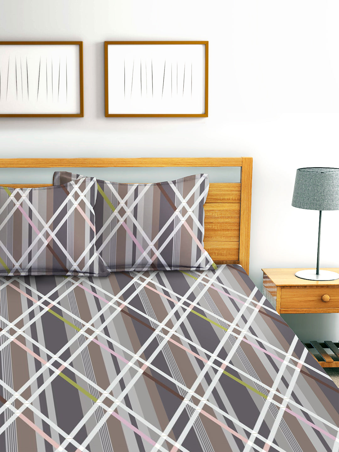 Glace Cotton Abstract Flat Fitted Bedsheet with 2 Pillow Covers