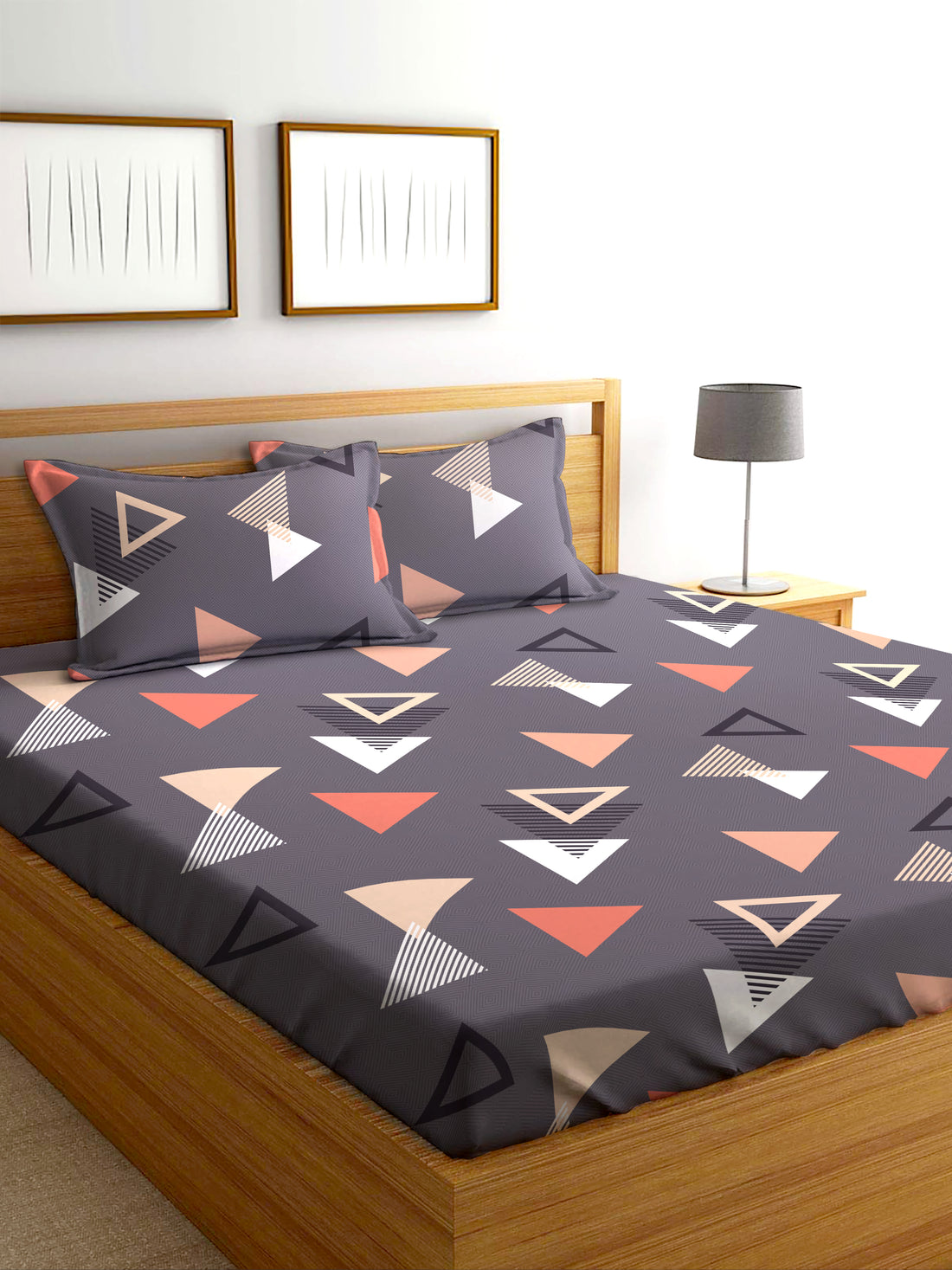 Glace Cotton Abstract Flat Fitted Bedsheet with 2 Pillow Covers