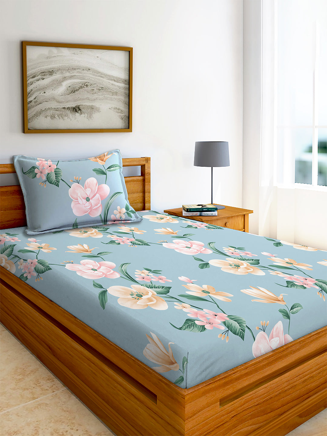 Glace Cotton Abstract Flat Fitted Bedsheet with 2 Pillow Covers