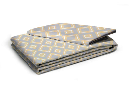 Glace Cotton Abstract Flat Fitted Bedsheet with 2 Pillow Covers