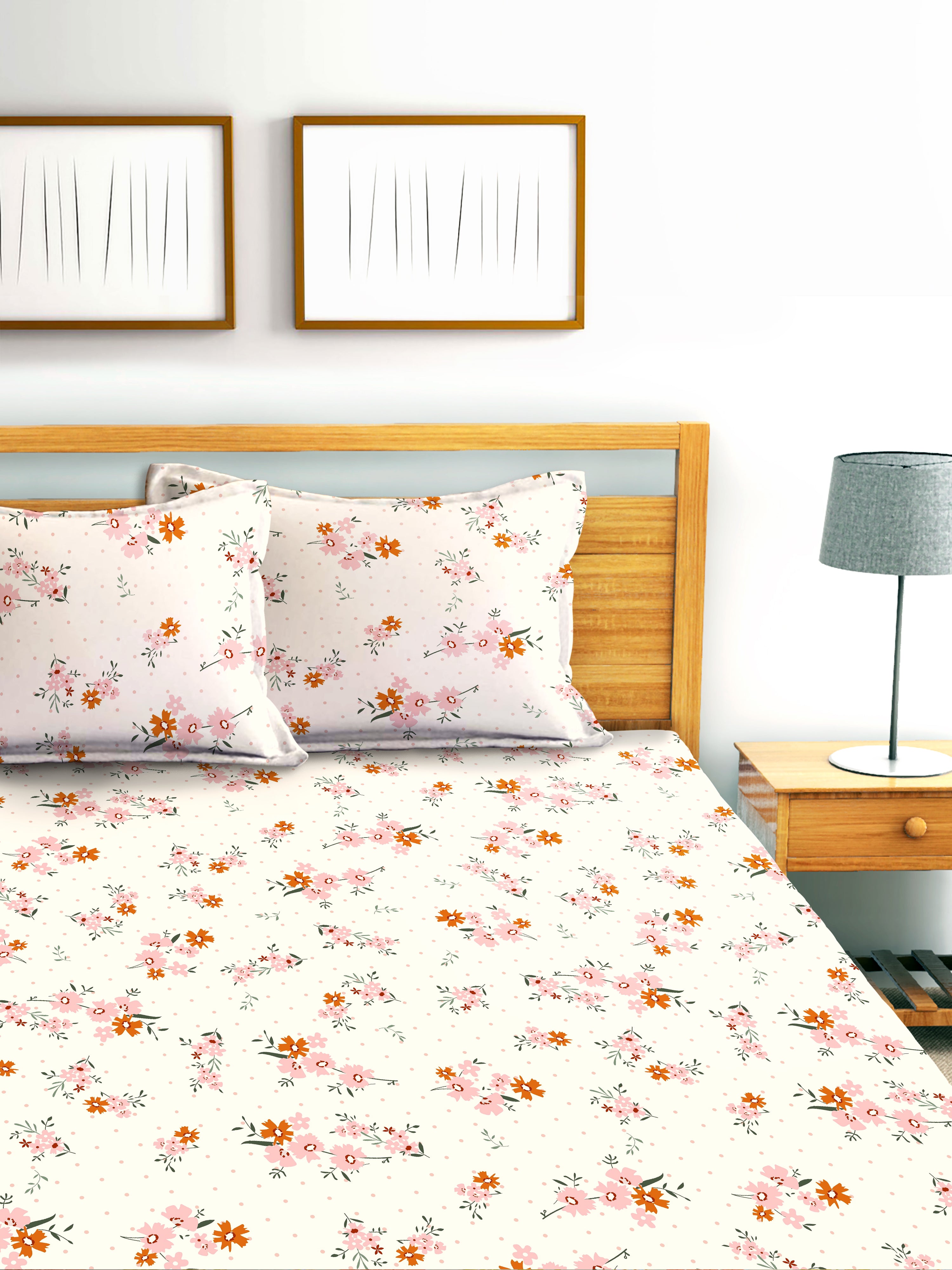 Glace Cotton Abstract Flat Fitted Bedsheet with 2 Pillow Covers