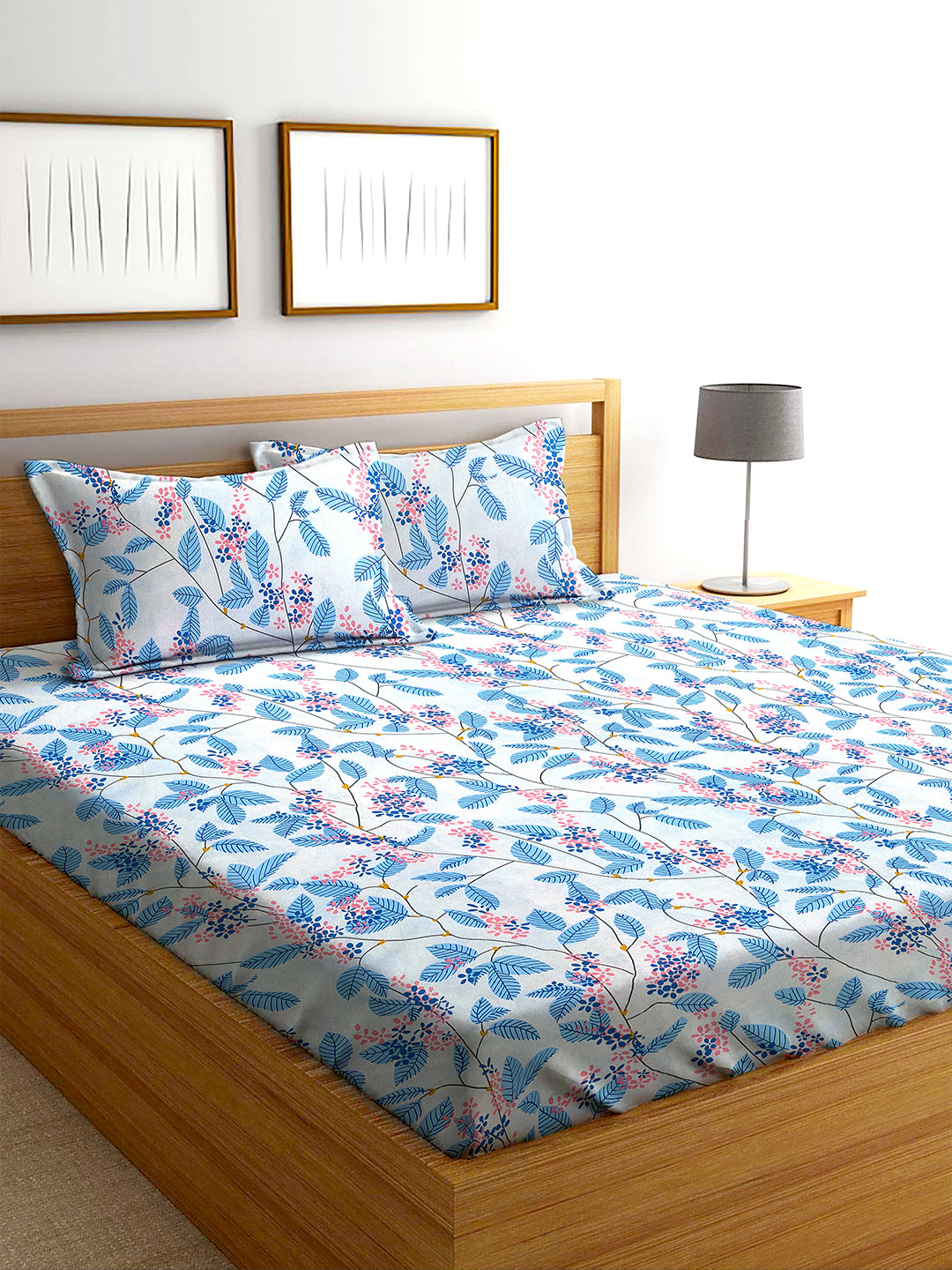 Glace Cotton Abstract Flat Double Bedsheet with 2 Pillow Covers