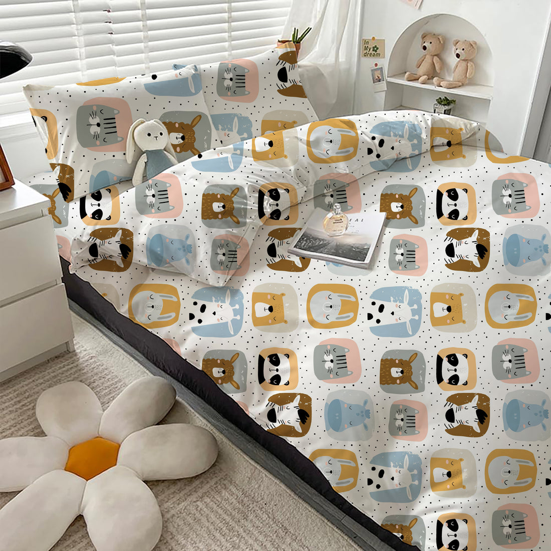AEROHAVEN Microfiber Cartoon Flat Double Bedsheet with 2 Pillow Covers for kids