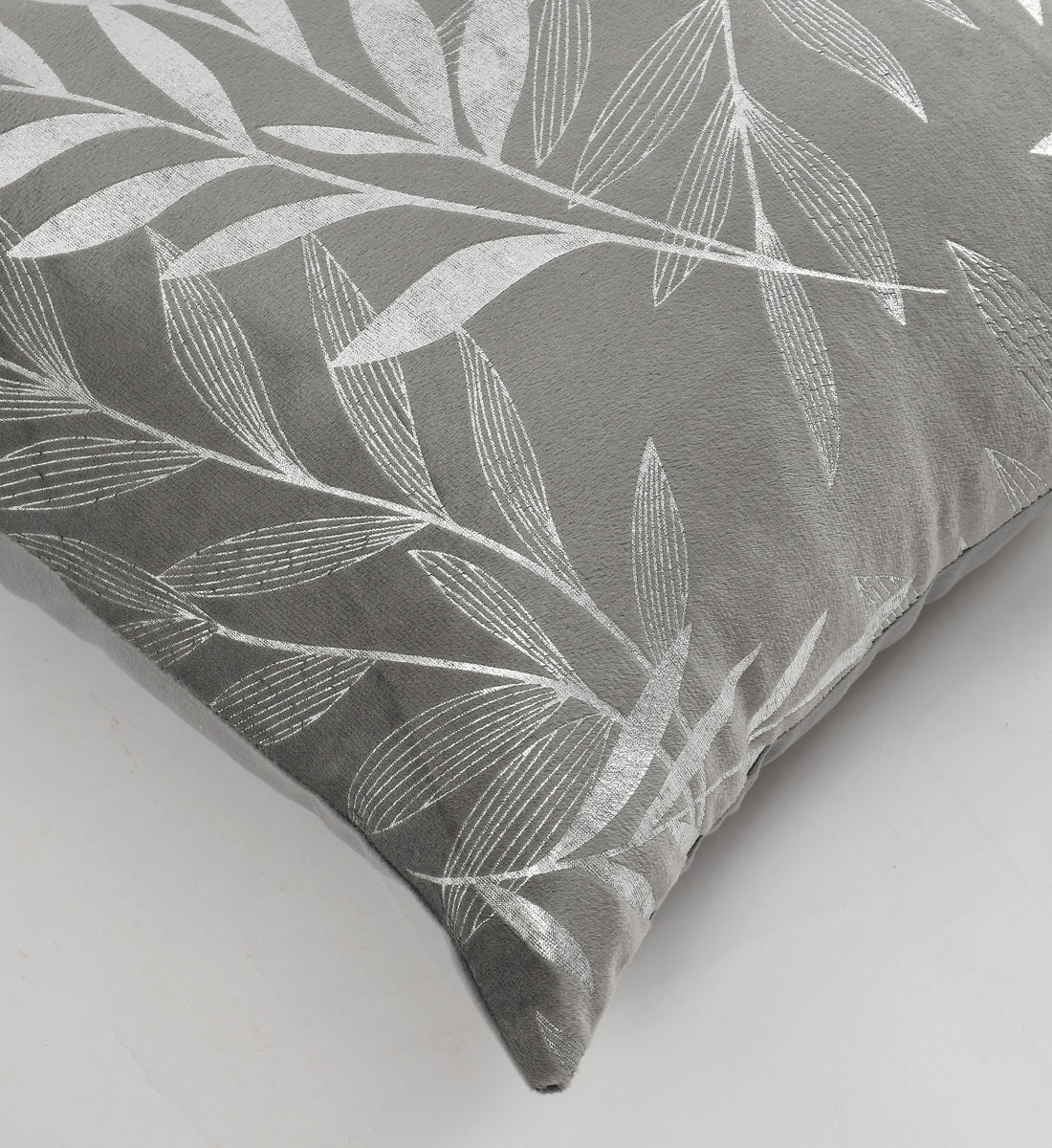Premium Velvet Set of 2 Decorative Throw Pillow/Cushion Covers